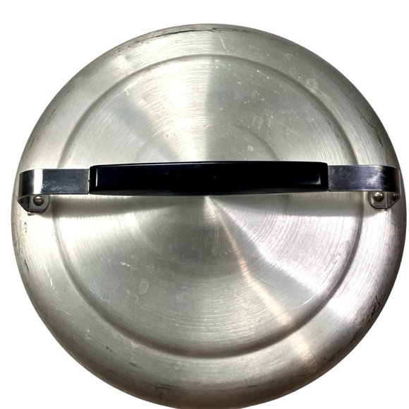 Mirro Aluminum Cake Saver Carrier Locking Lid W/ Handle Pan Vintage 60s USA Made - Picture 3 of 13